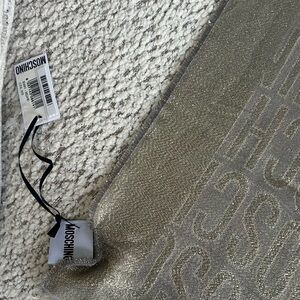 Moschino scarf, gold, new with tags